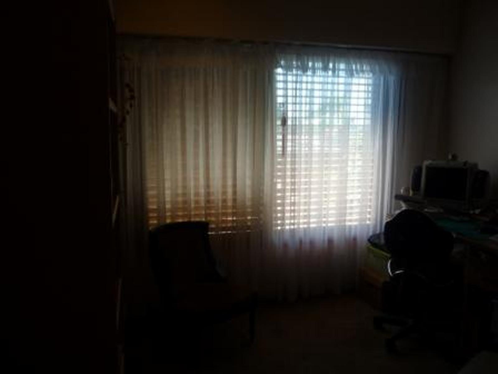DOS DEPARTAMENTOS EN BLOCK EN PARQUE JOHNSTON. EXCELENTES JUNTOS COMO UNA SOLA VIVIENDA O SEPARADOS. — foto 8