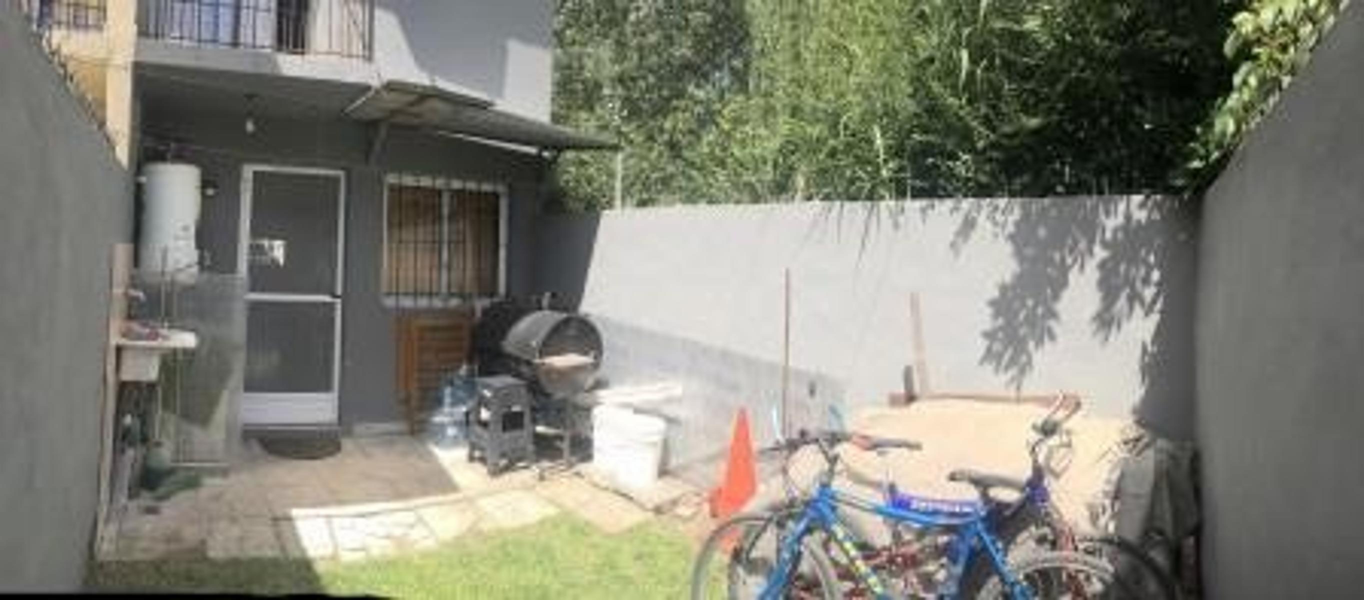 Excelente dúplex a 330m Autopista del Oeste, V.Tesei, Hurlingham. FINANCIACIÓN .ACEPTA PERMUTAS. — foto 14