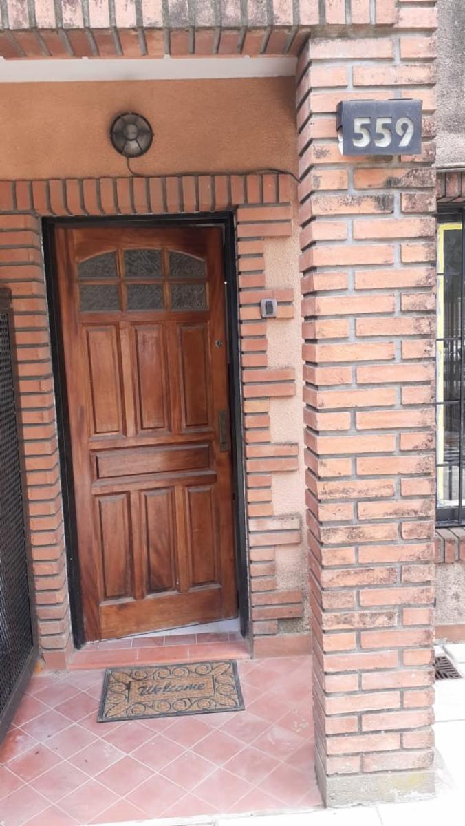 MUY BUEN DÚPLEX DE 3 DORMITORIOS EN PARQUE QUIRNO. REBAJADO VENDE URGENTE Massenet e/Los Arboles y Hernán Cortés. A ESTRENAR. TODO EQUIPADO.VENTA DIRECTA. — foto 5