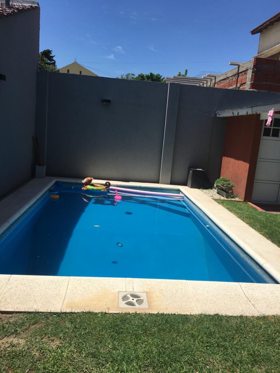 HERMOSO CHALET CON PISCINA EN PARQUE JOHNSTON.¡ COMO NUEVO ATENCIÓN: RETASADO Gran calidad de materiales y calidad de construcción. Detalles de categoría. — foto 3