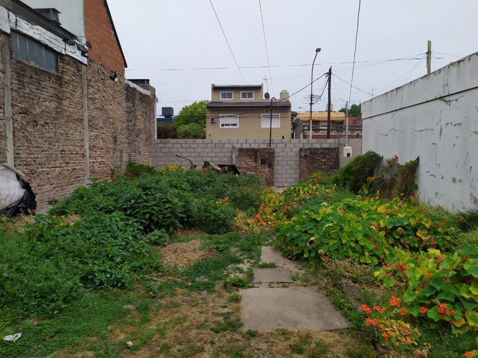 EXCELENTE LOTE DE 17.32 X 36 MTS. EN ZONA R.M.I.2, IDEAL GALPÓN — foto 2