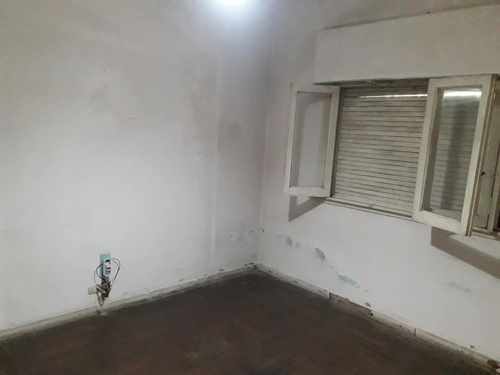 OPORTUNIDAD CASA DE 3 AMBIENTES A RECICLAR — foto 3