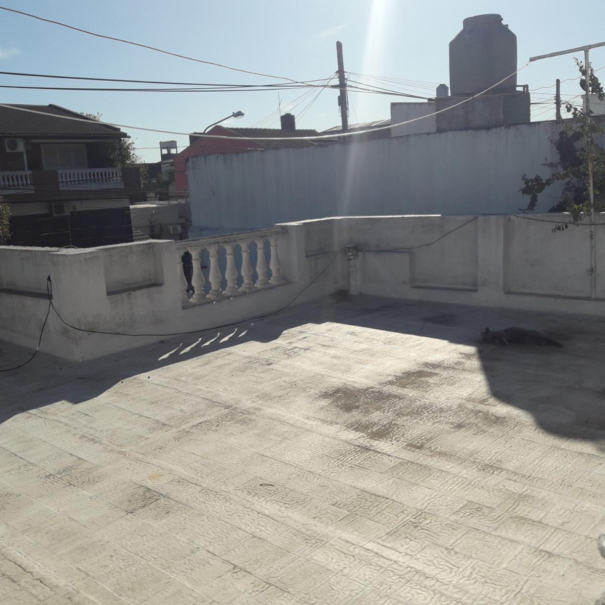 EXCELENTE PROPIEDAD DE 4 AMBIENTES, OPORTUNIDAD — foto 13