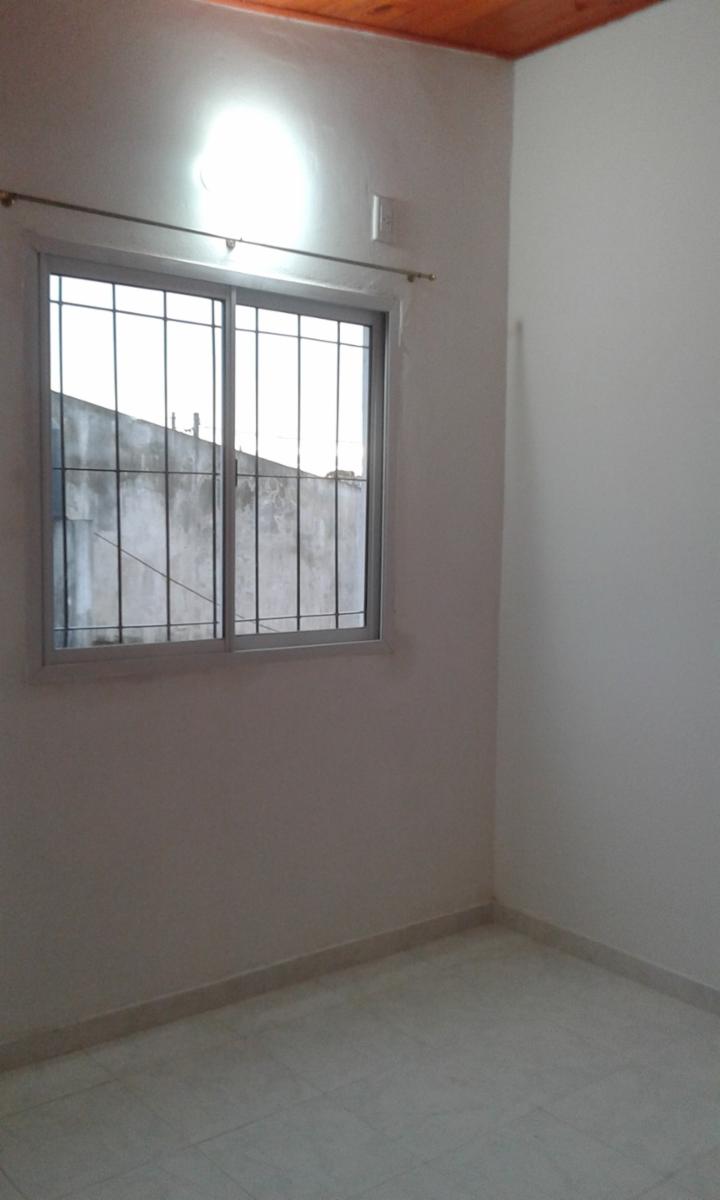 Alquilo departamento zona walmart/shoping--Corrientes $4500 - 4