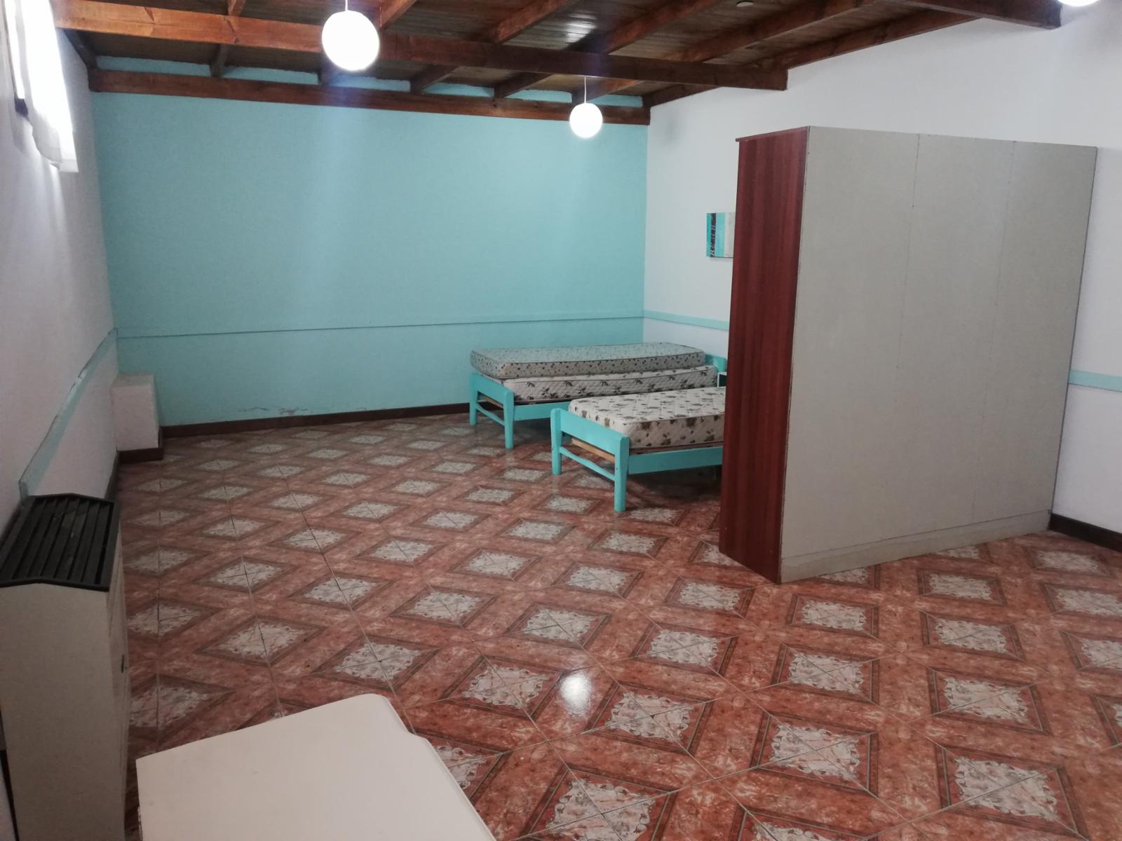 VENDO GALPON C/DEPTO NUEVO EN QUEQUEN - 3