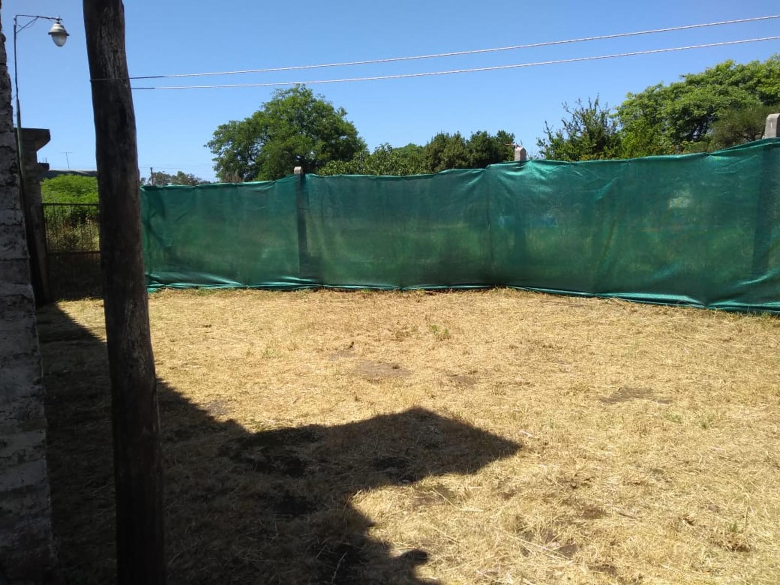 VENDO GALPON C/DEPTO NUEVO EN QUEQUEN - 17