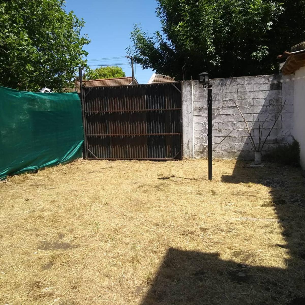 VENDO GALPON C/DEPTO NUEVO EN QUEQUEN - 18