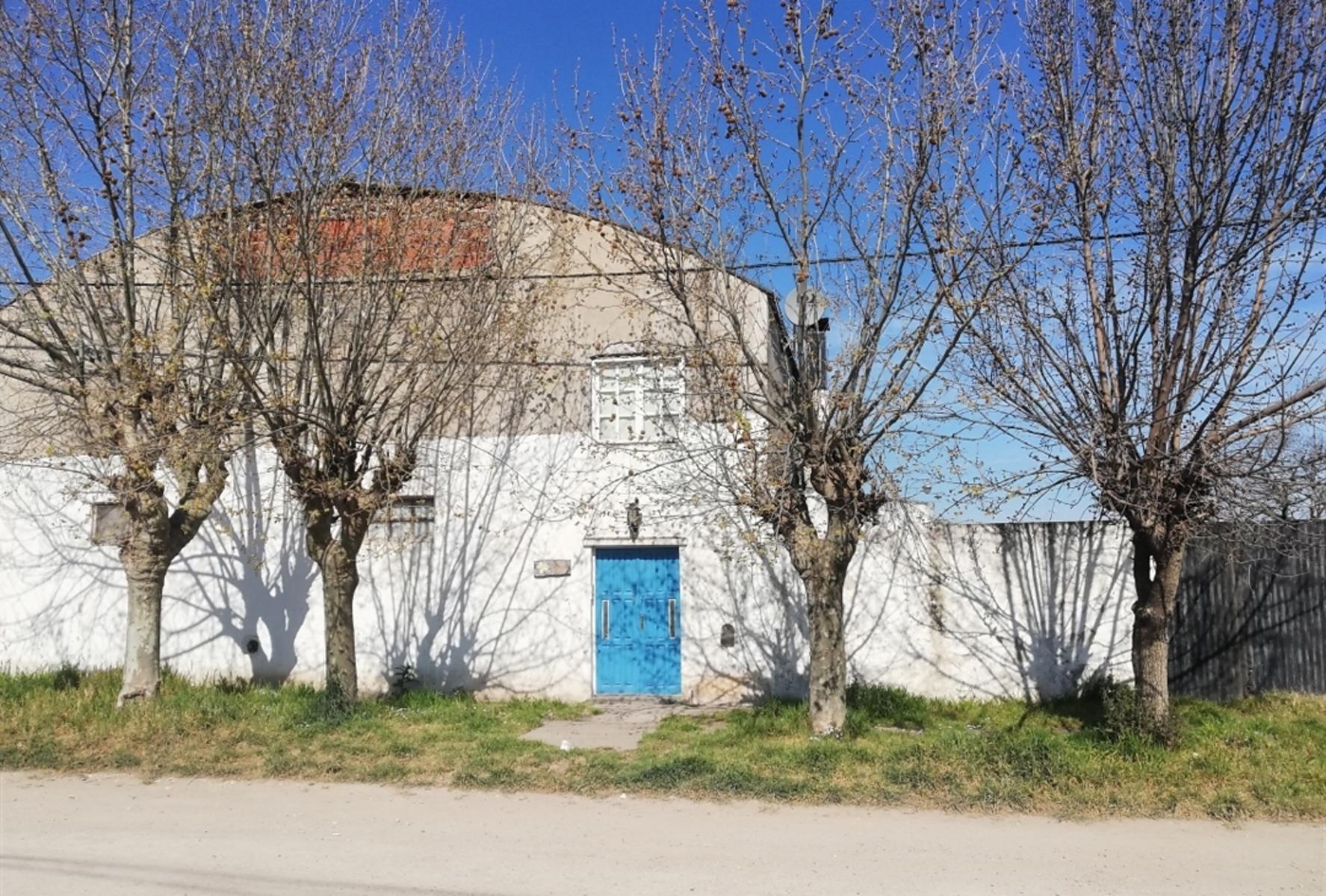 VENDO GALPON C/DEPTO NUEVO EN QUEQUEN - 34