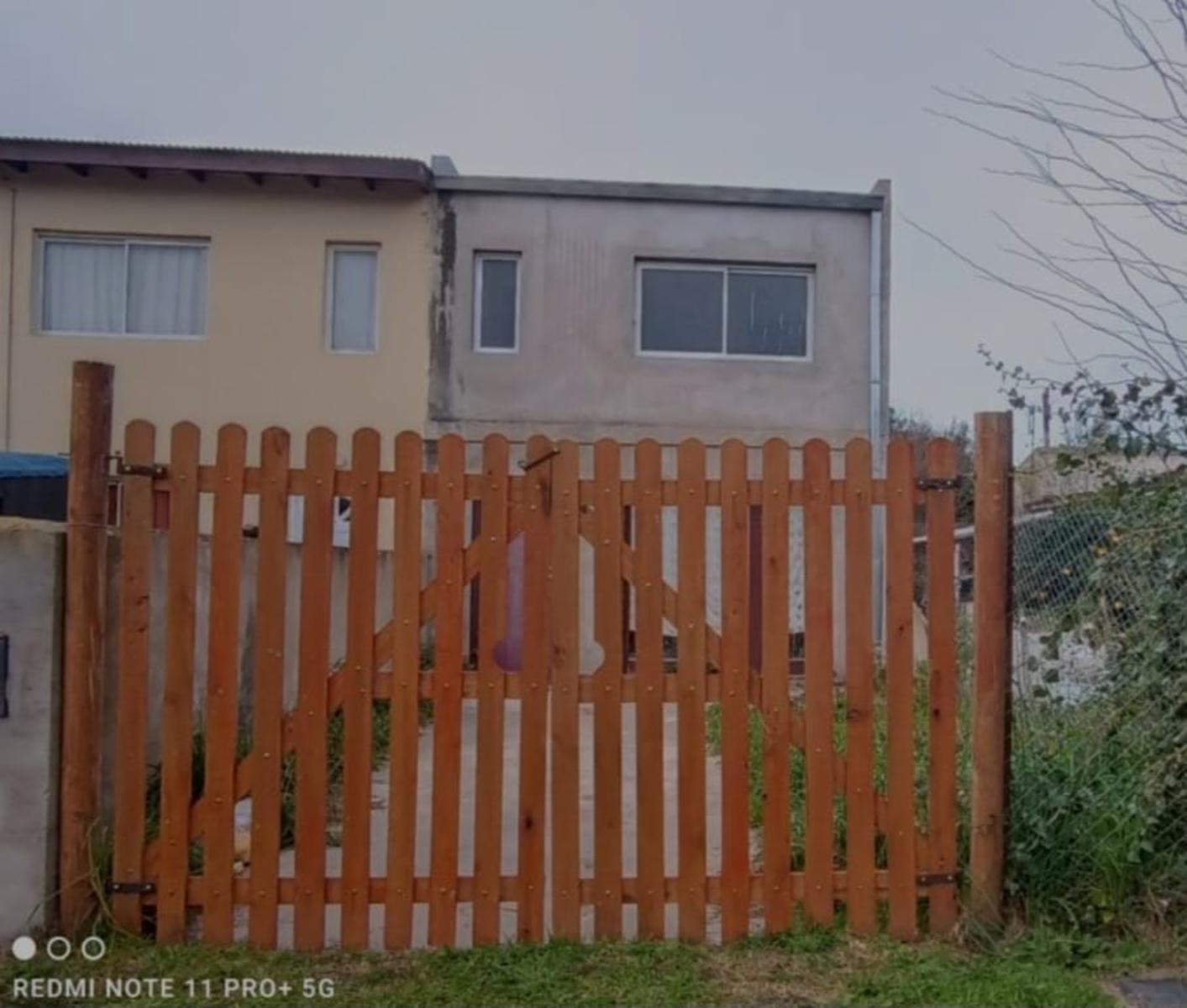 VENDO DÚPLEX 4 AMBIENTES A TERMINAR LAS MARGARITAS — foto 2