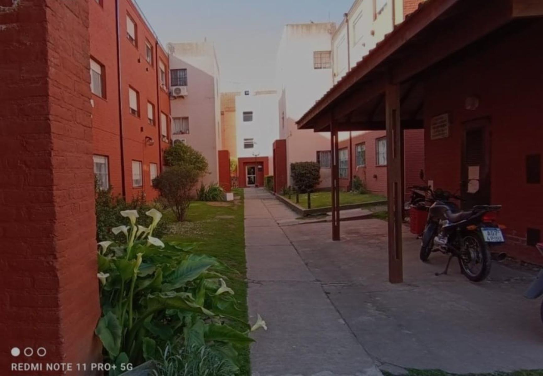 VENDO DEPARTAMENTO 3 AMBIENTES PLANTA BAJA EN COMPLEJO PASTELERO — foto 4