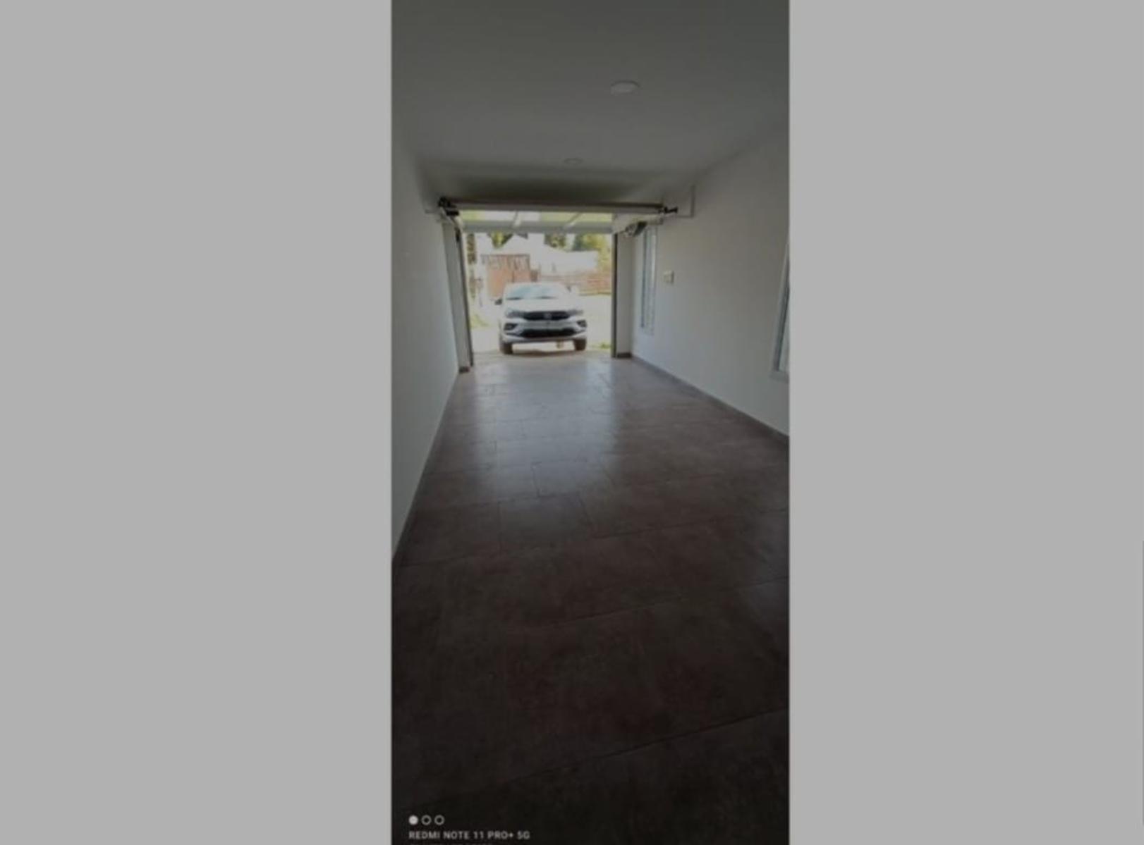 VENDO DUPLEX A ESTRENAR 4 AMB Y GARAJE — foto 4
