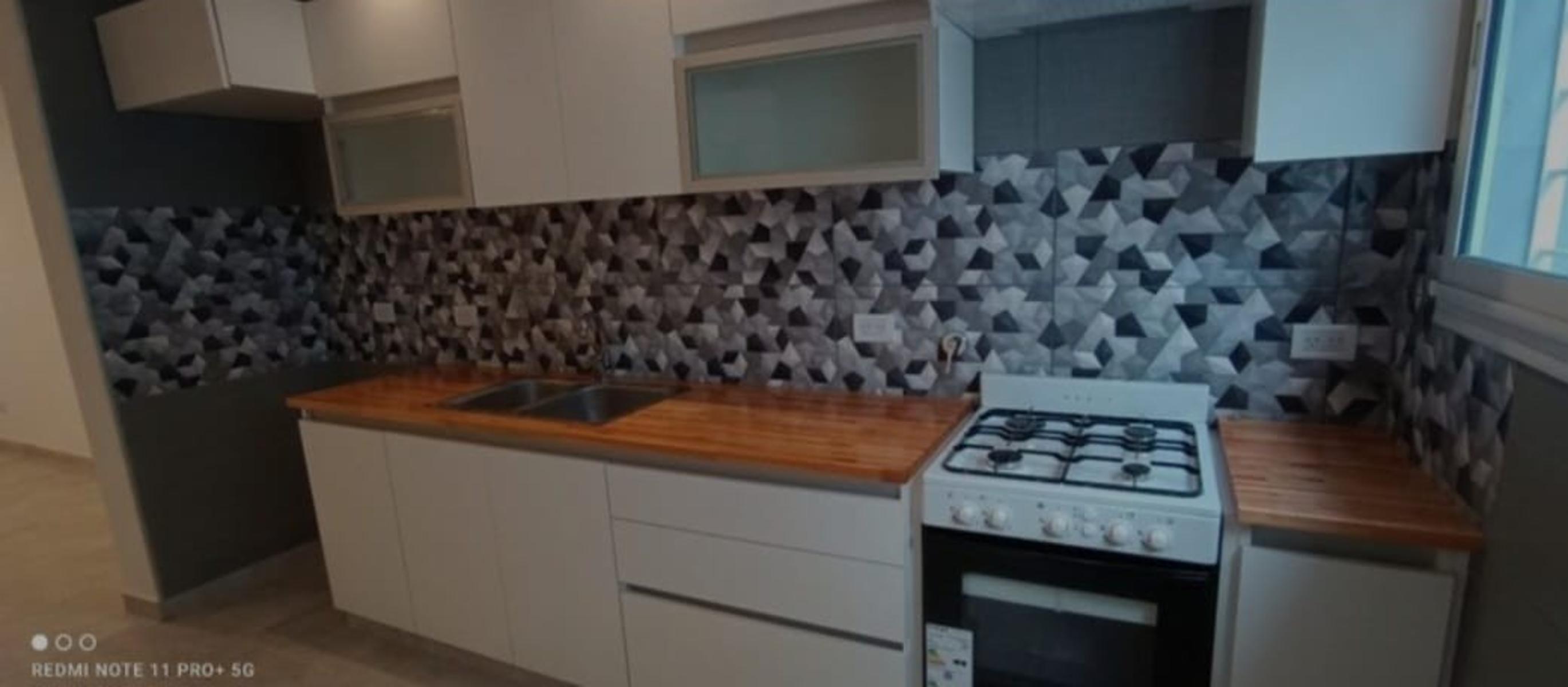 VENDO DUPLEX A ESTRENAR 4 AMB Y GARAJE — foto 8