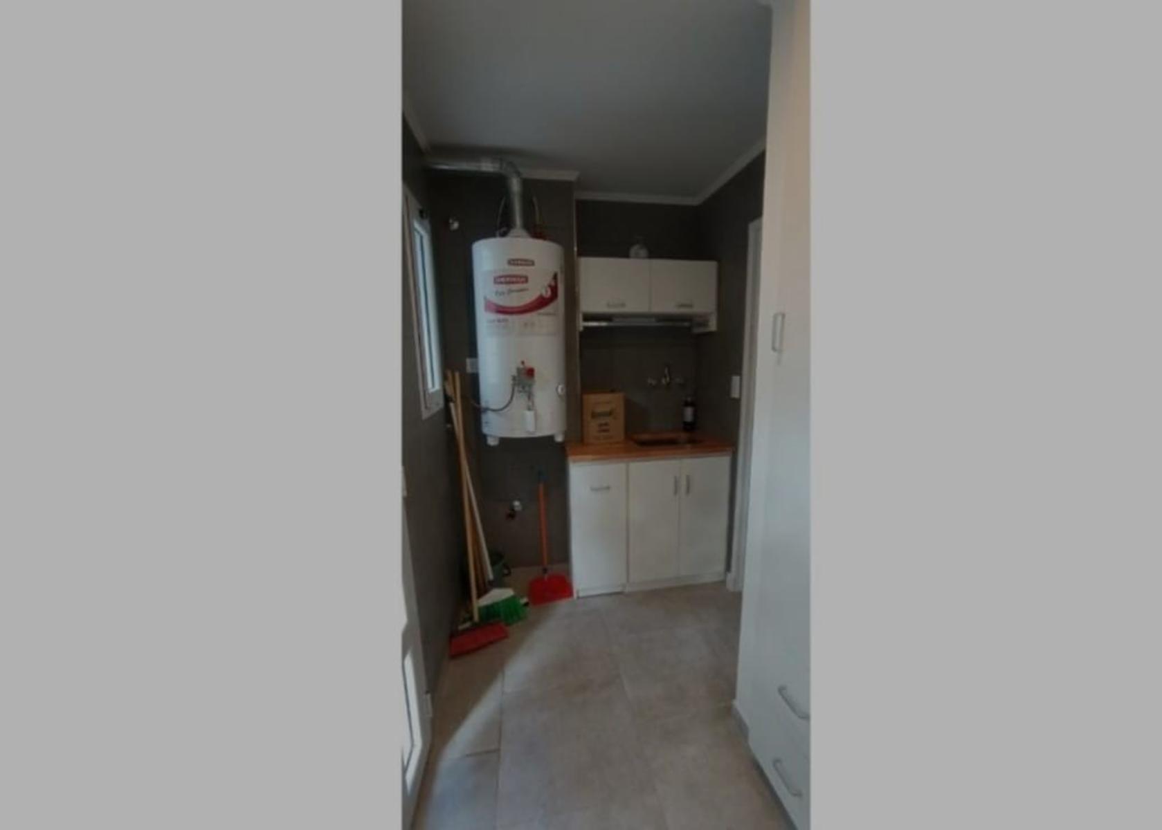 VENDO DUPLEX A ESTRENAR 4 AMB Y GARAJE — foto 9