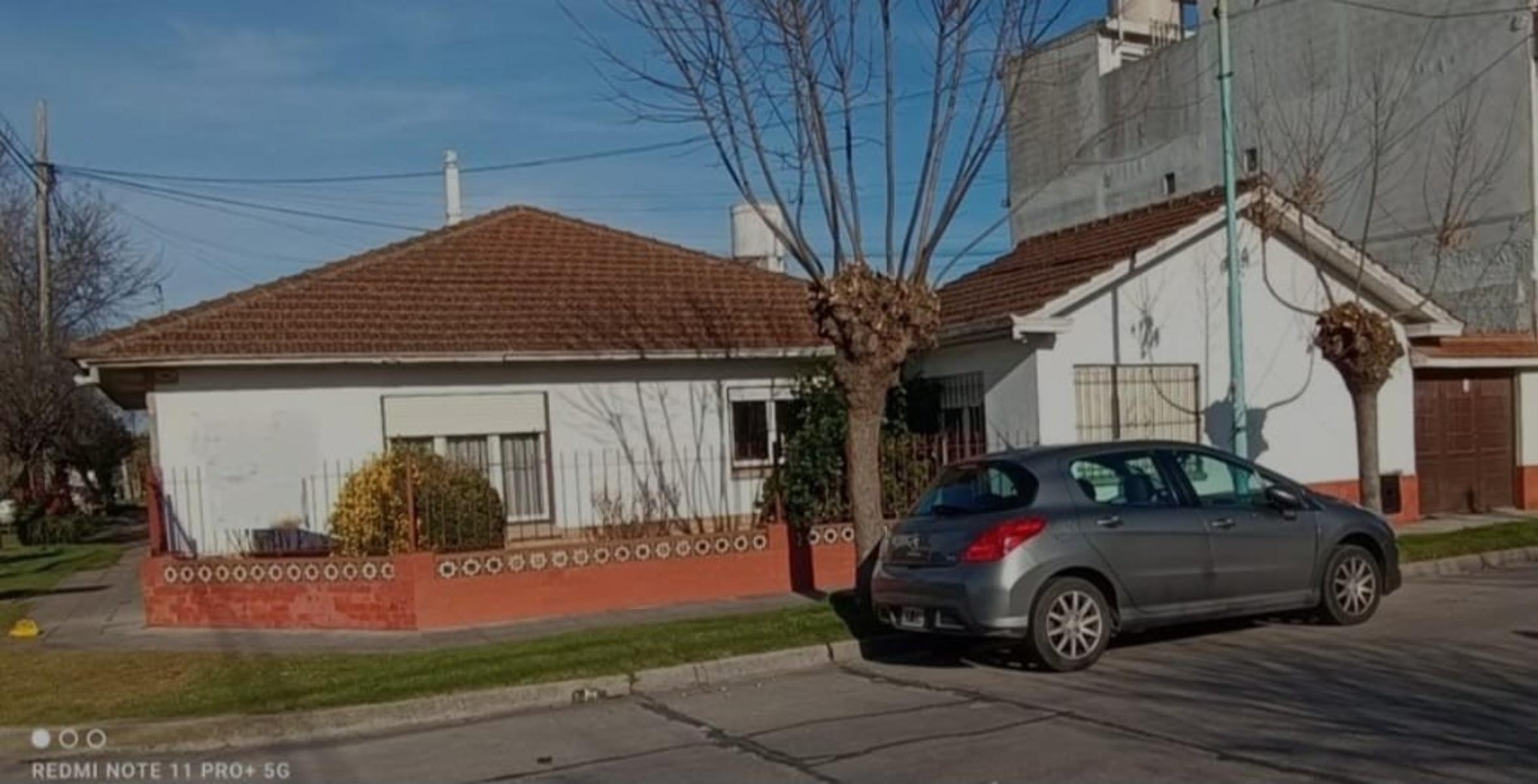 VENDO CHALET 4 AMB EN VILLA PRIMERA — foto 2