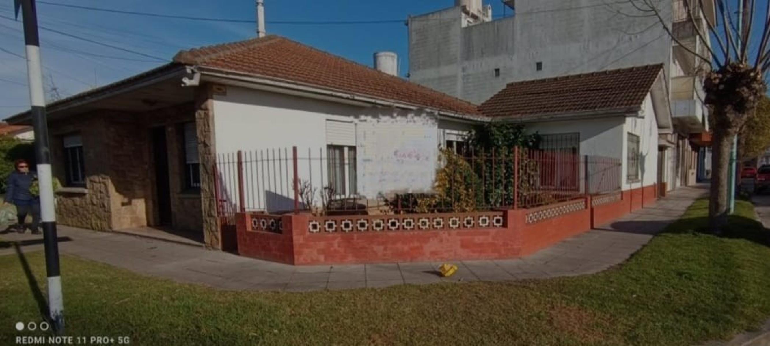 VENDO CHALET 4 AMB EN VILLA PRIMERA — foto 4