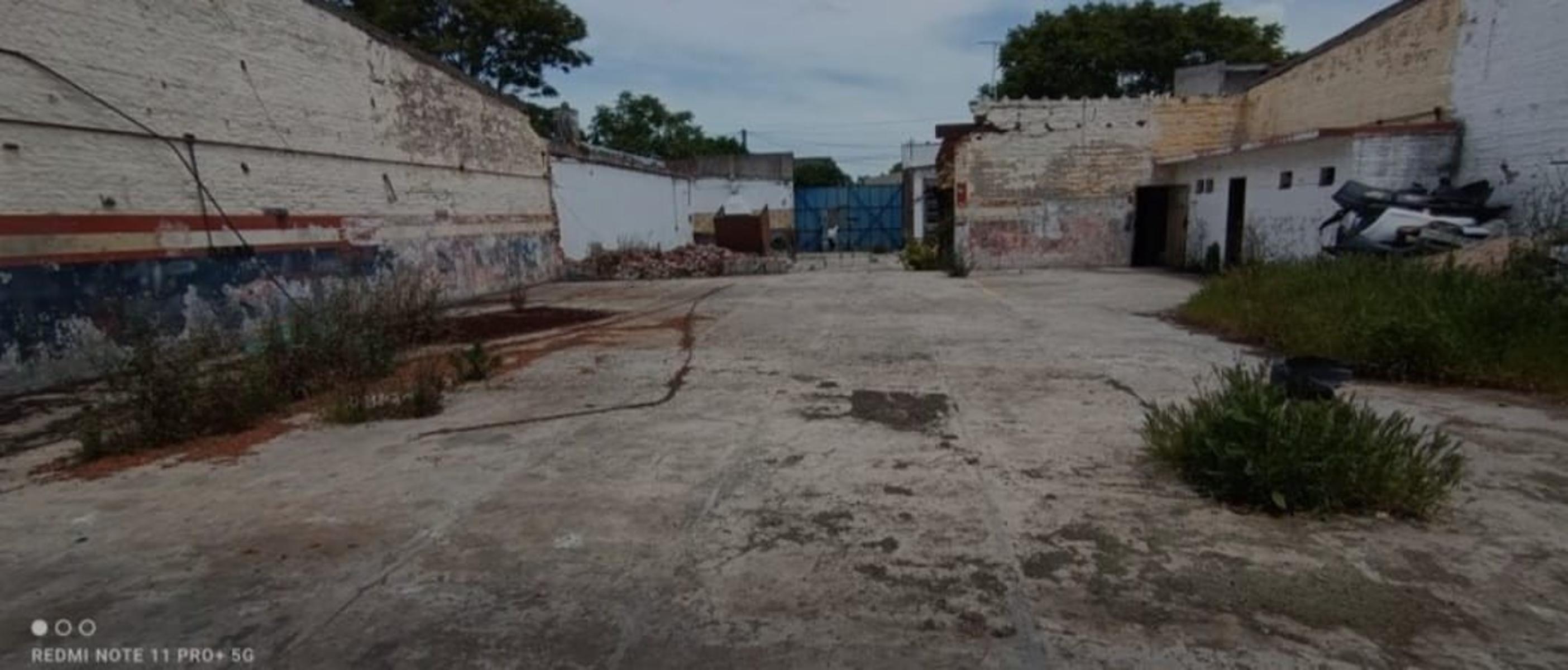 VENDO TERRENO CON PARTE DE LOSA — foto 9