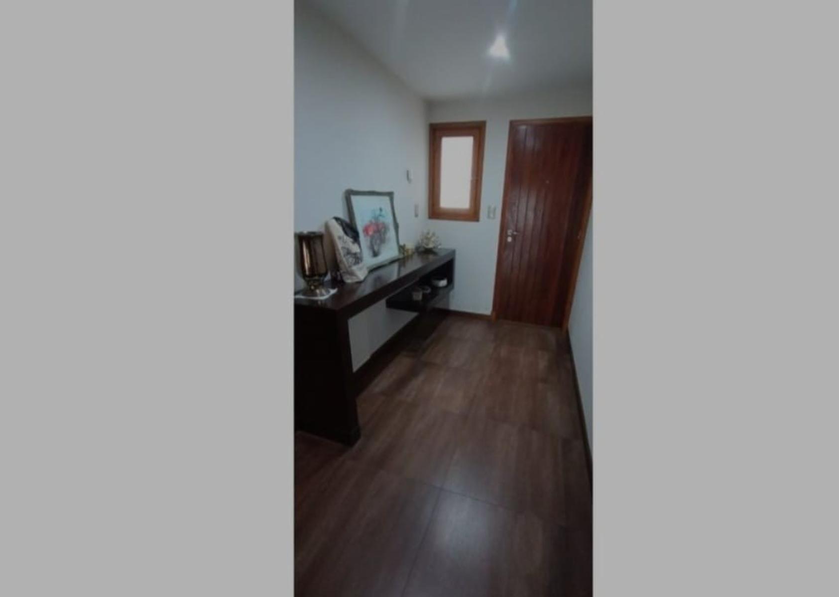 VENDO SEMIPISO 4 AMB, ESTILO DÚPLEX — foto 9