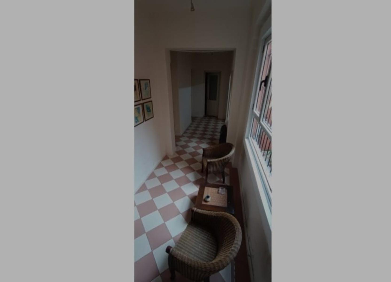 VENDO CHALET 6 AMBIENTES CON GARAGE — foto 4