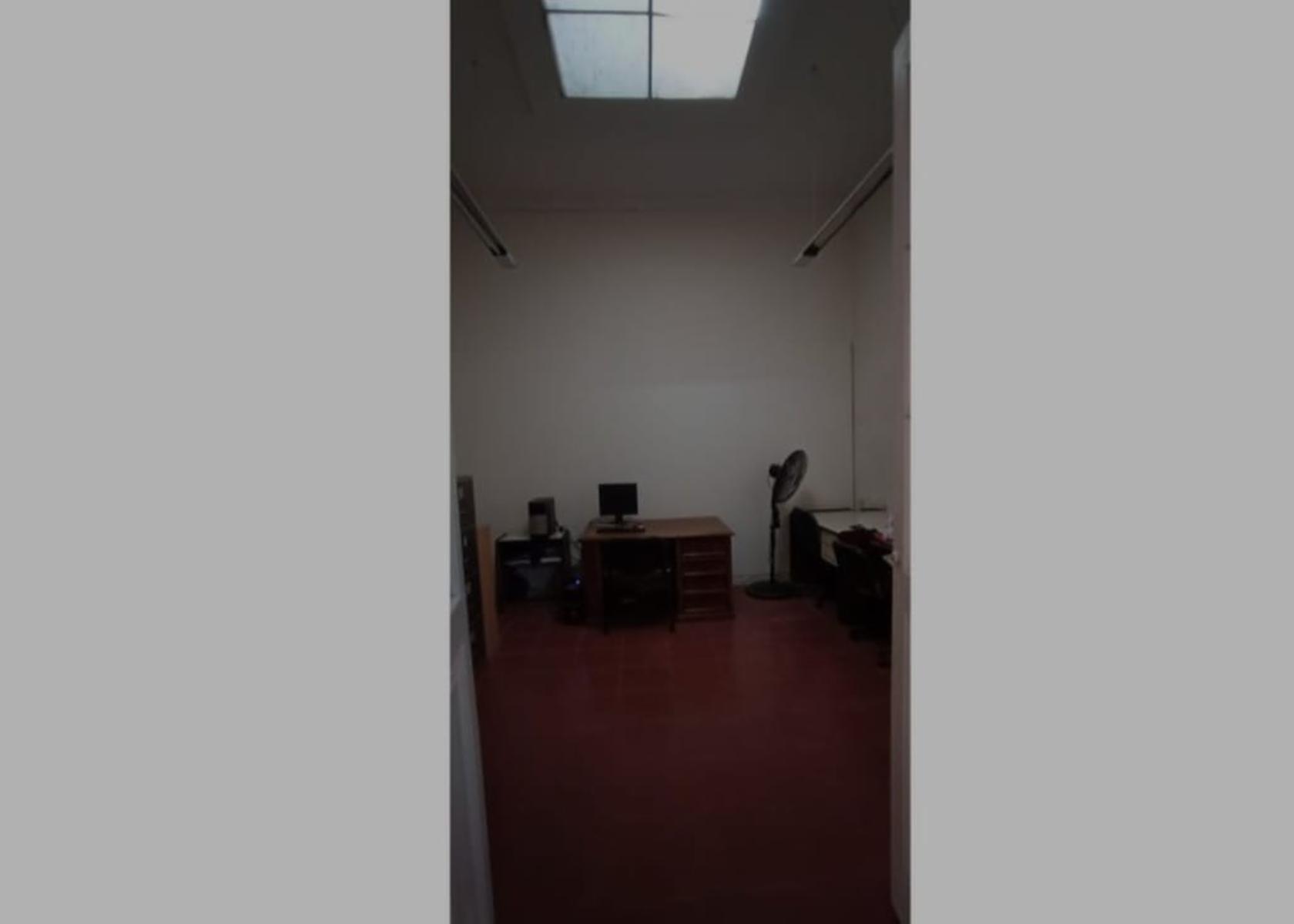 VENDO CHALET 6 AMBIENTES CON GARAGE — foto 9
