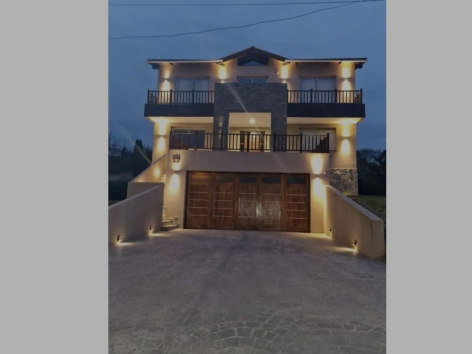 VENDO CASA 4 AMB CON PISCINA