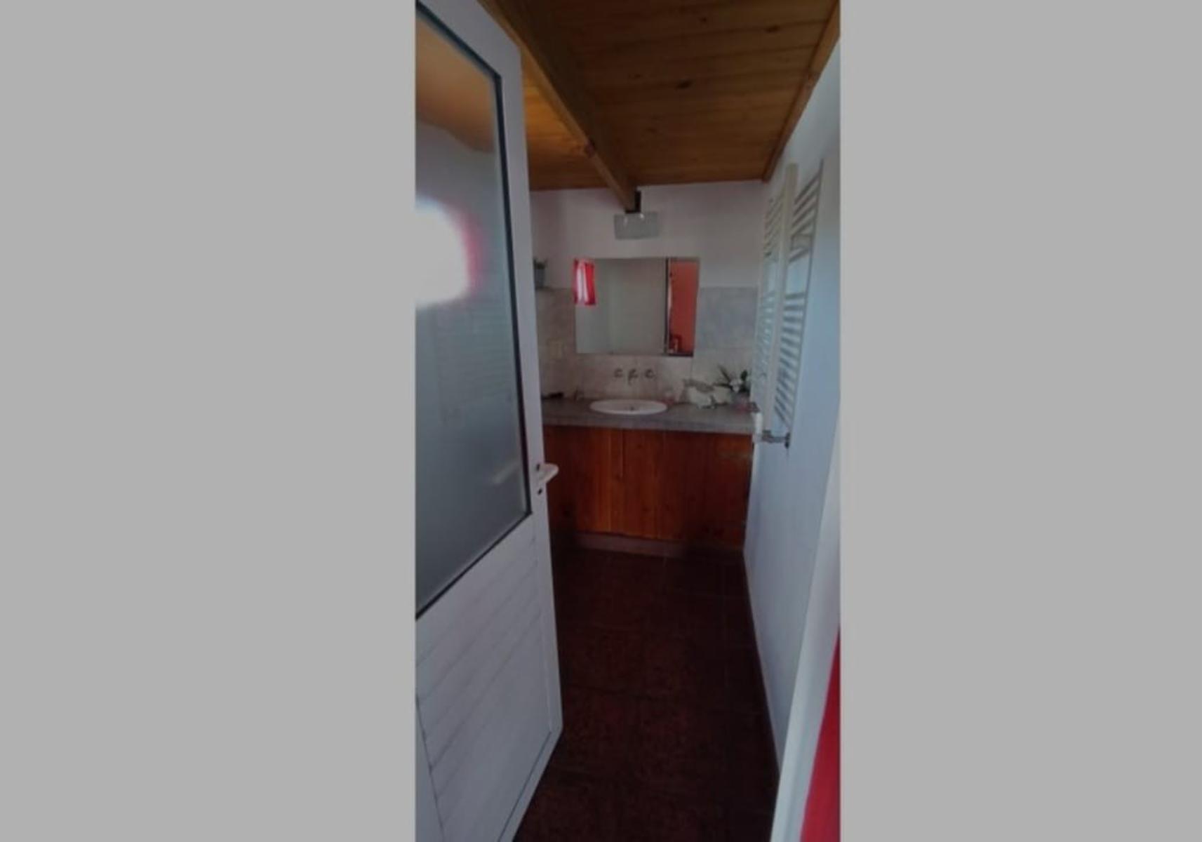 VENDO CASA EN PLANTA ALTA CON GALPÓN LOCAL Y GARAJE — foto 14