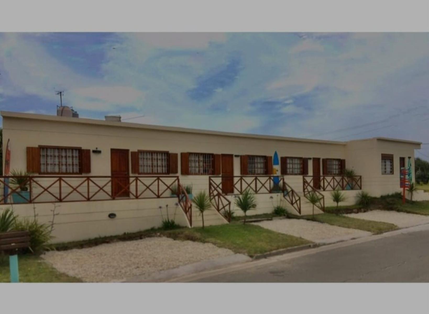 VENDO COMPLEJO TURÍSTICO, 5 DEPTOS EN BLOCK — foto 2