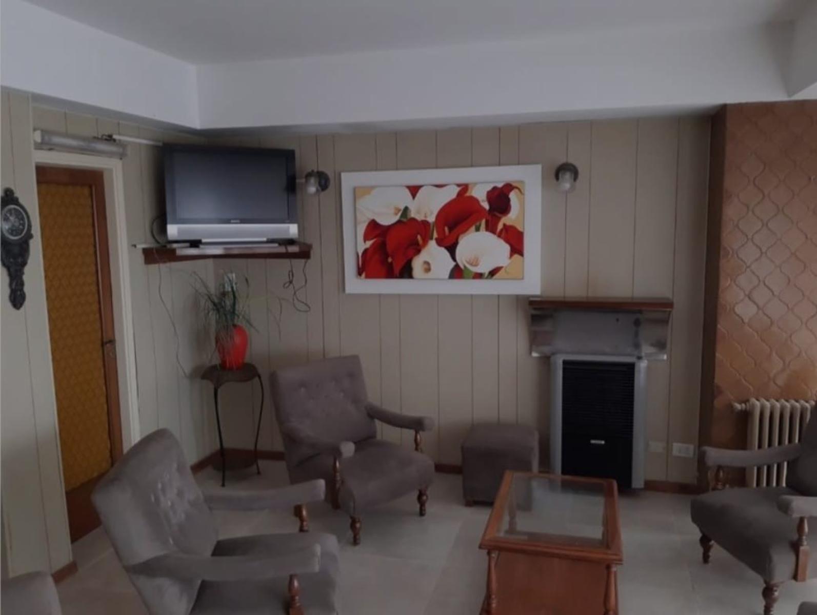 VENDO HOTEL EN ACTIVIDAD A 100 METROS DE LA PLAYA (ZONA LA PERLA) — foto 3
