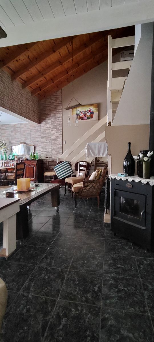 VENDO CASA CON PILETA EN BRIO SAN CAYETANO — foto 8