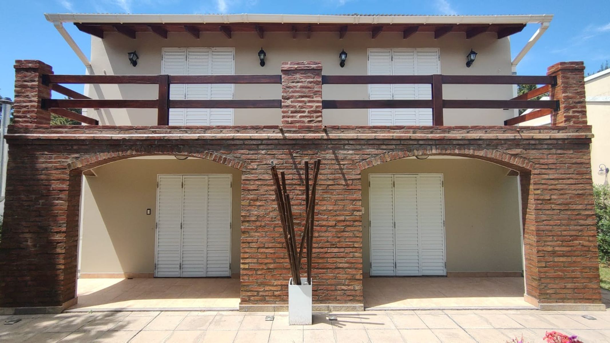 ALQUILO DOS DUPLEX C/ COCHERA (TEMPORADA 2026/2027) BALNEARIO SAN CAYETANO — foto 2