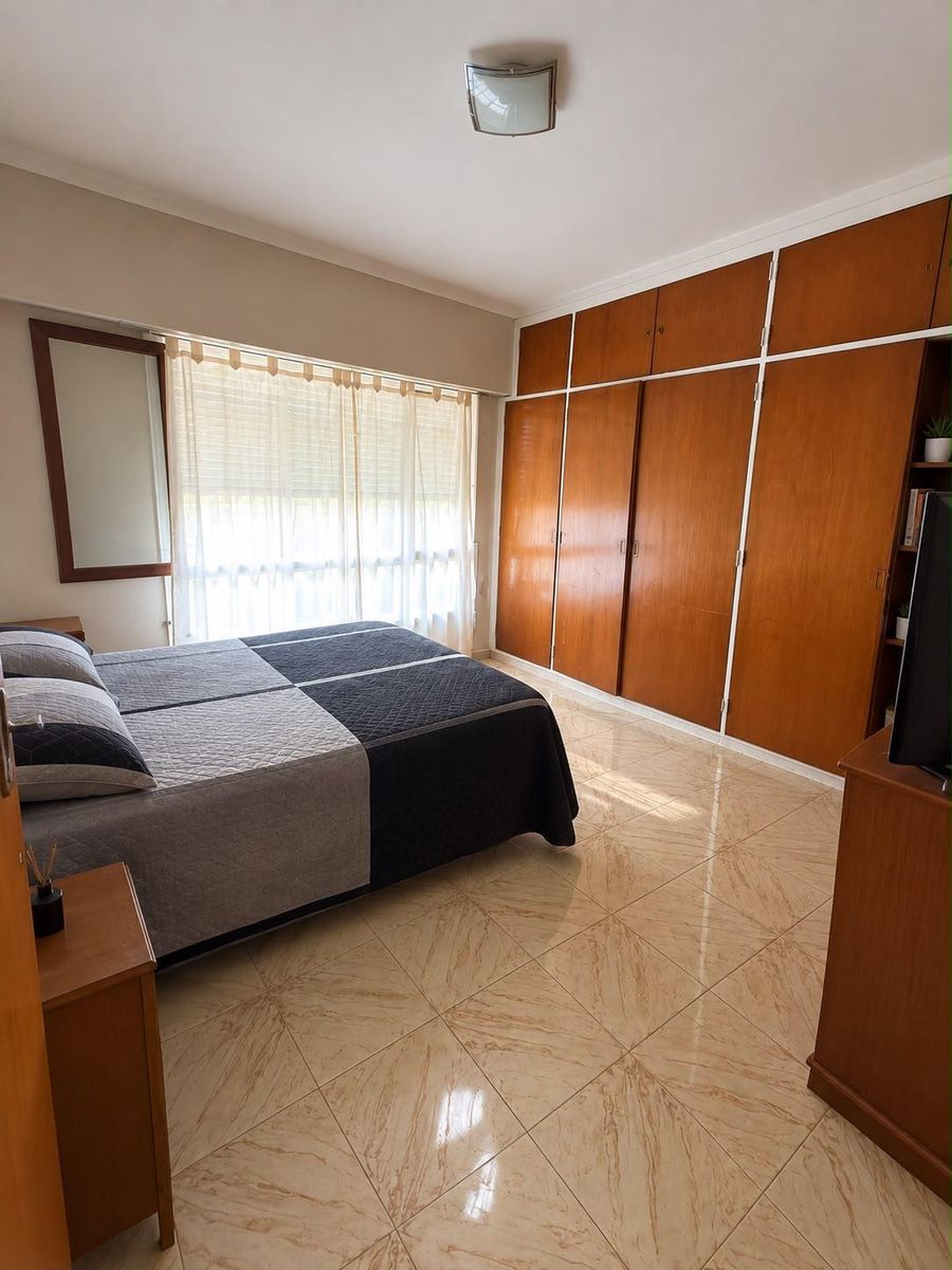 VENDO CASA EN QUEQUEN (CENTRO)