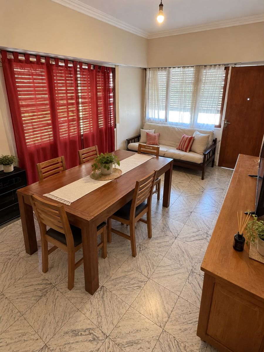 VENDO CASA EN QUEQUEN (CENTRO) - 3