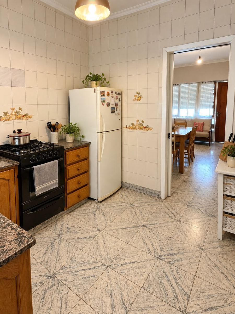 VENDO CASA EN QUEQUEN (CENTRO) - 11