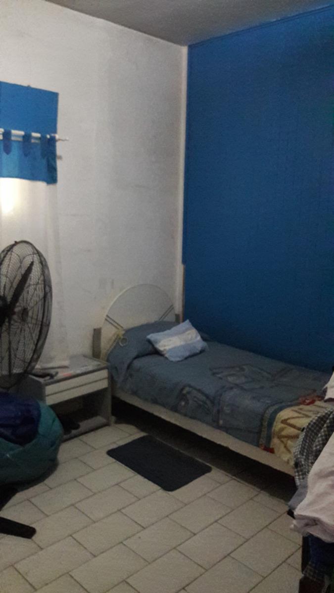 CASA EN VENTA CON LOCALES!!!! — foto 10