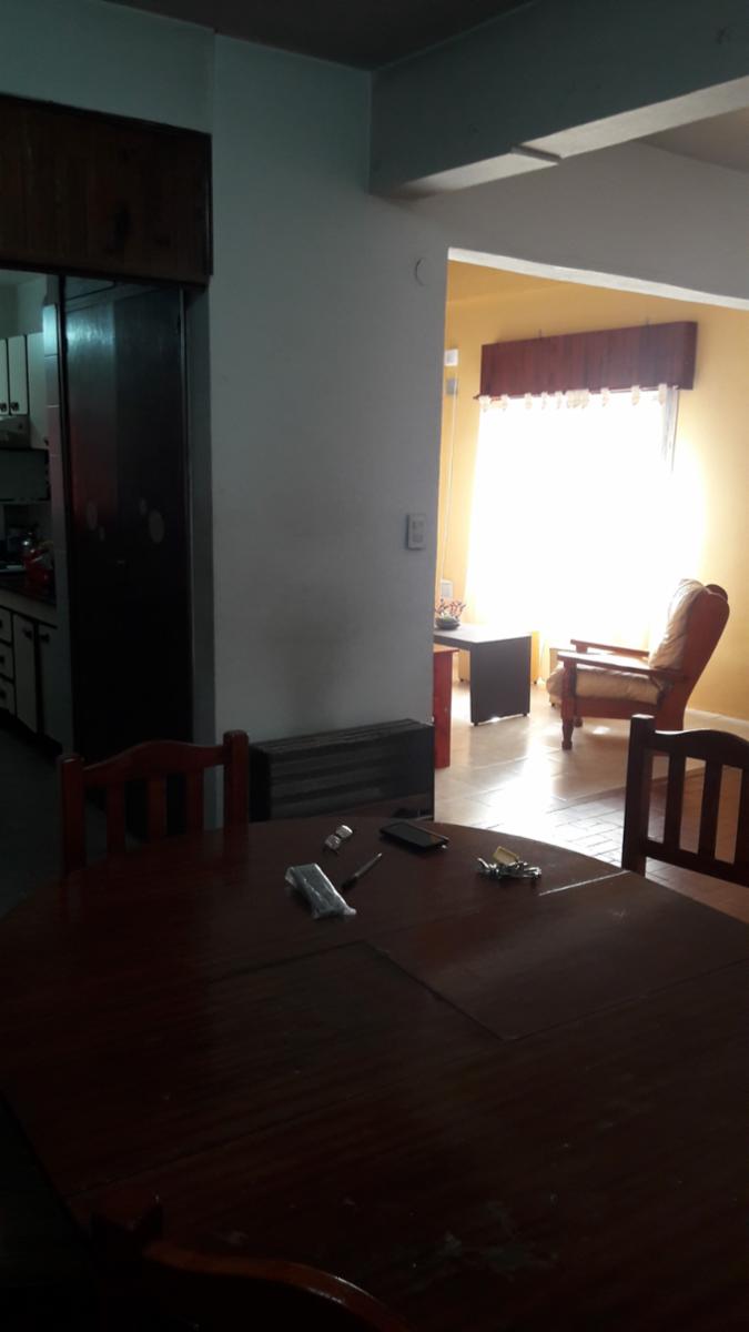CASA EN VENTA CON LOCALES!!!! — foto 11