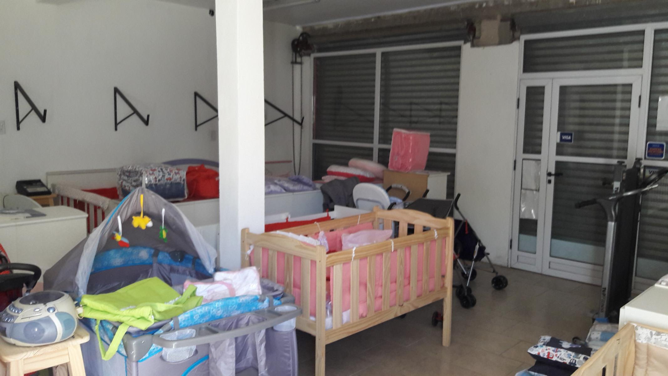 CASA EN VENTA CON LOCALES!!!! — foto 14