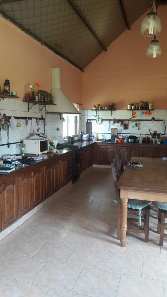 TRES HECTÁREAS EN VENTA CON CASA ESTILO CAMPO - 14