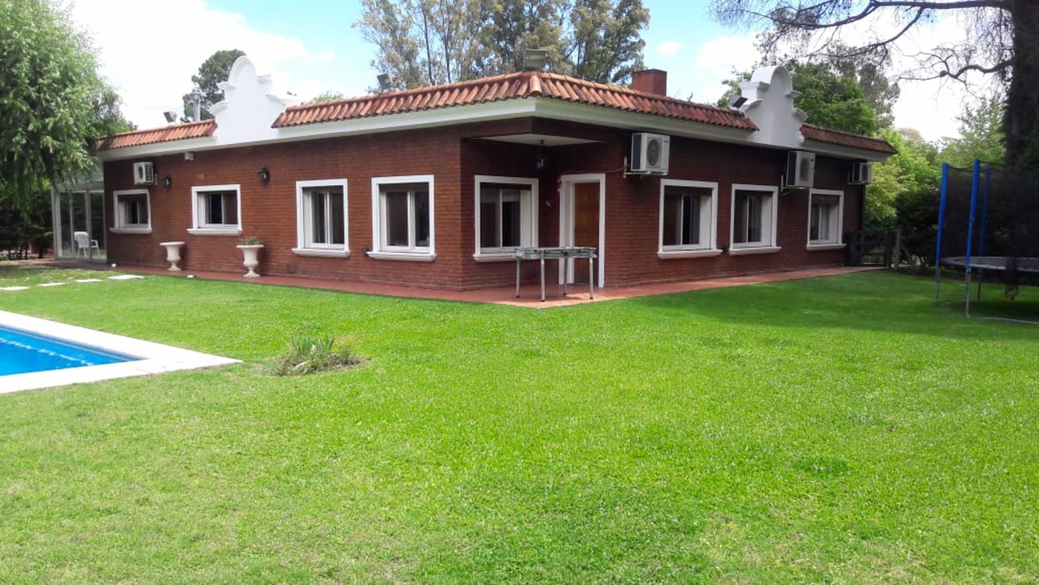OPORTUNIDAD POR VIAJE: ESPECTACULAR CASA EN VENTA EN BARRIO PRIVADO &quotEL RESUELLO&quot — foto 12