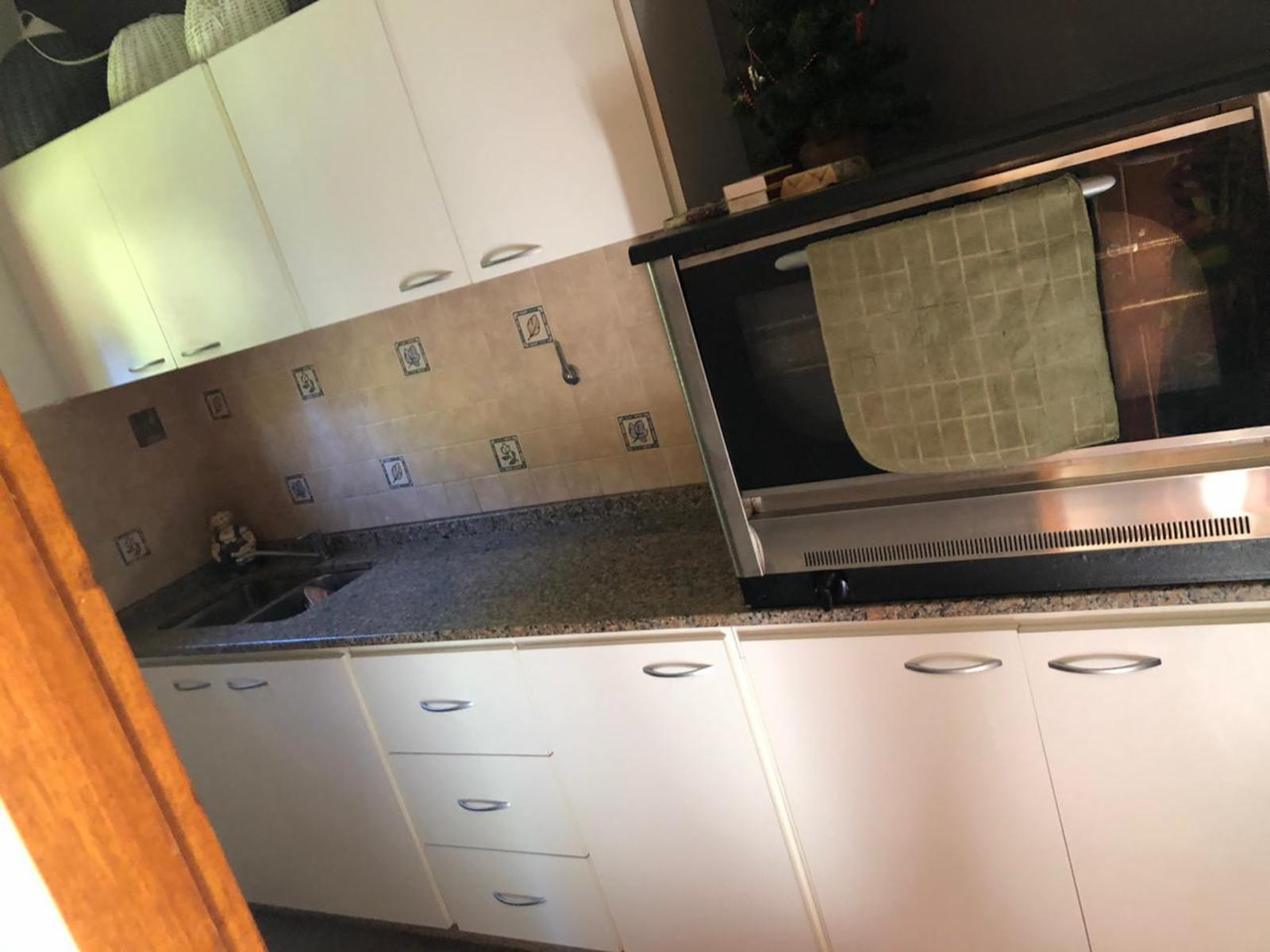 EXCELENTE CASA EN VENTA EN BARRIO GORRITI CON DETALLES DE CATEGORIA — foto 2