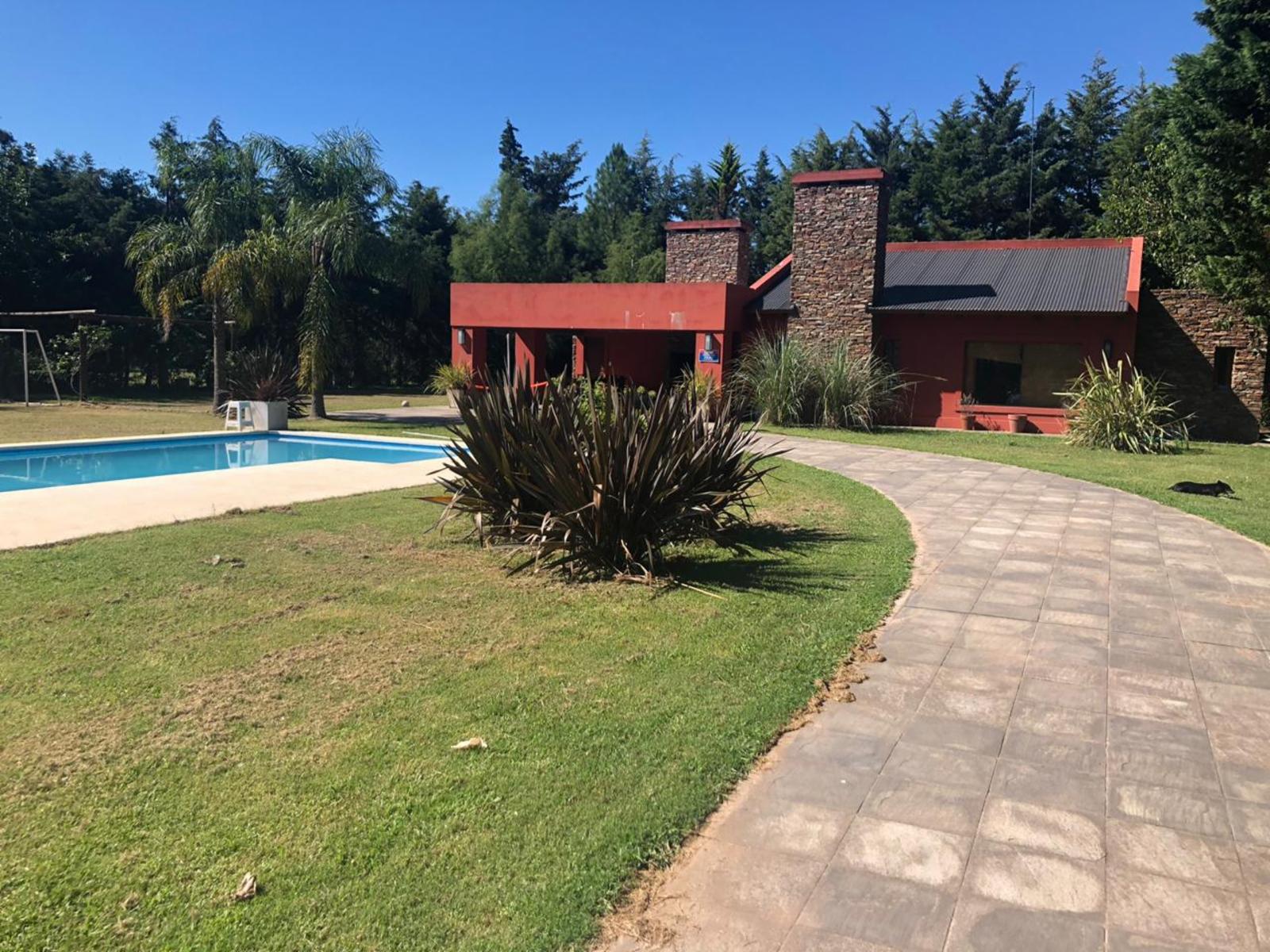 EXCELENTE CASA EN VENTA EN BARRIO GORRITI CON DETALLES DE CATEGORIA — foto 3