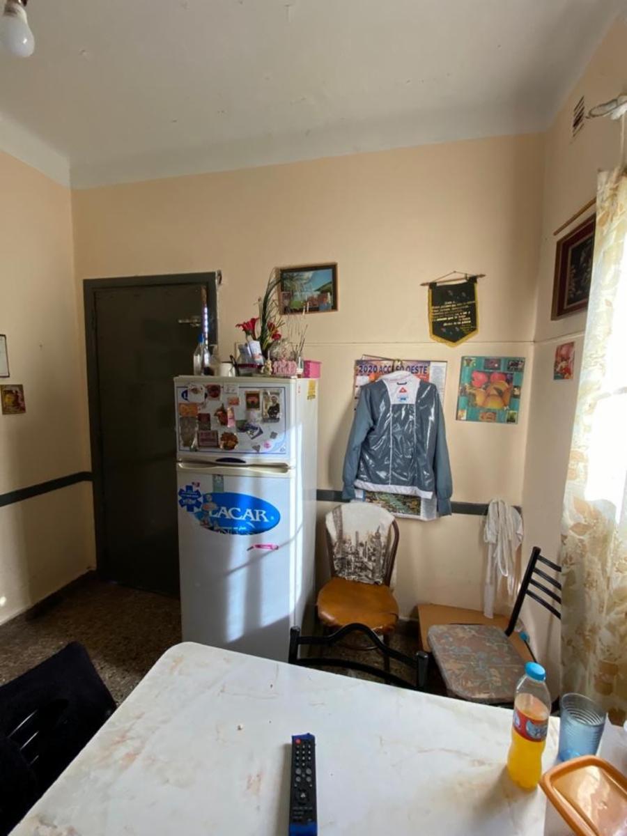PROPIEDAD EN EL CENTRO DE MORENO — foto 6