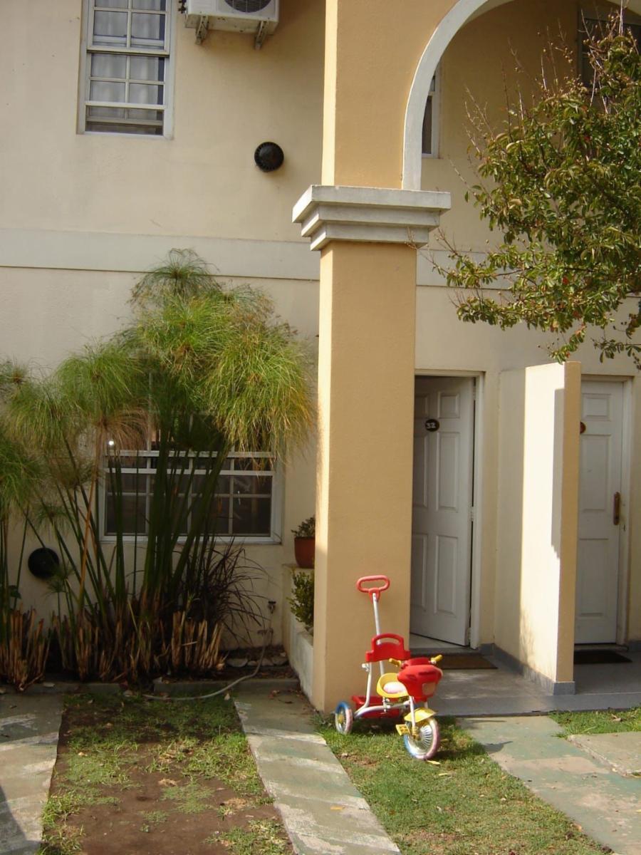 PROPIEDAD A LA VENTA EN ARCOS DEL OESTE — foto 2