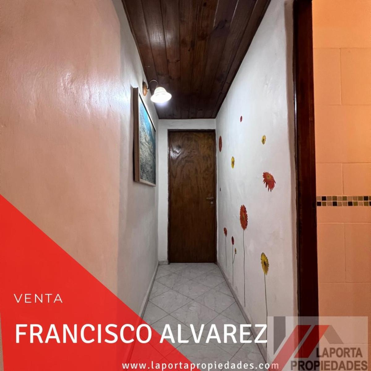 PROPIEDAD EN EL CENTRO DE FRANCISCO ALVAREZ — foto 8
