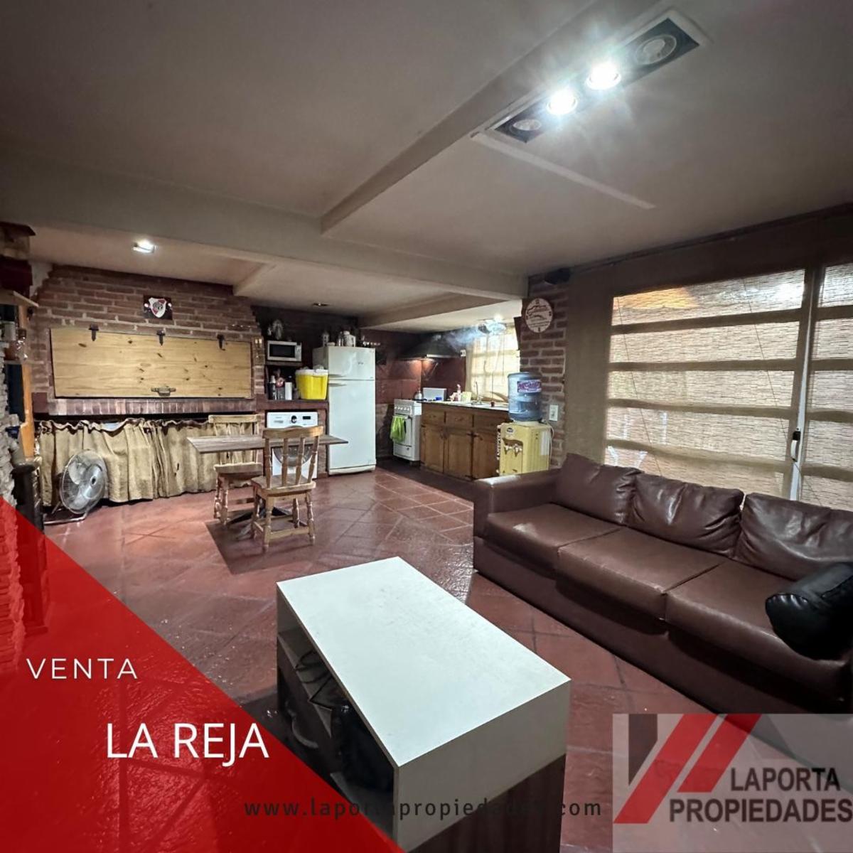 CASA A LA VENTA EN LA REJA — foto 4