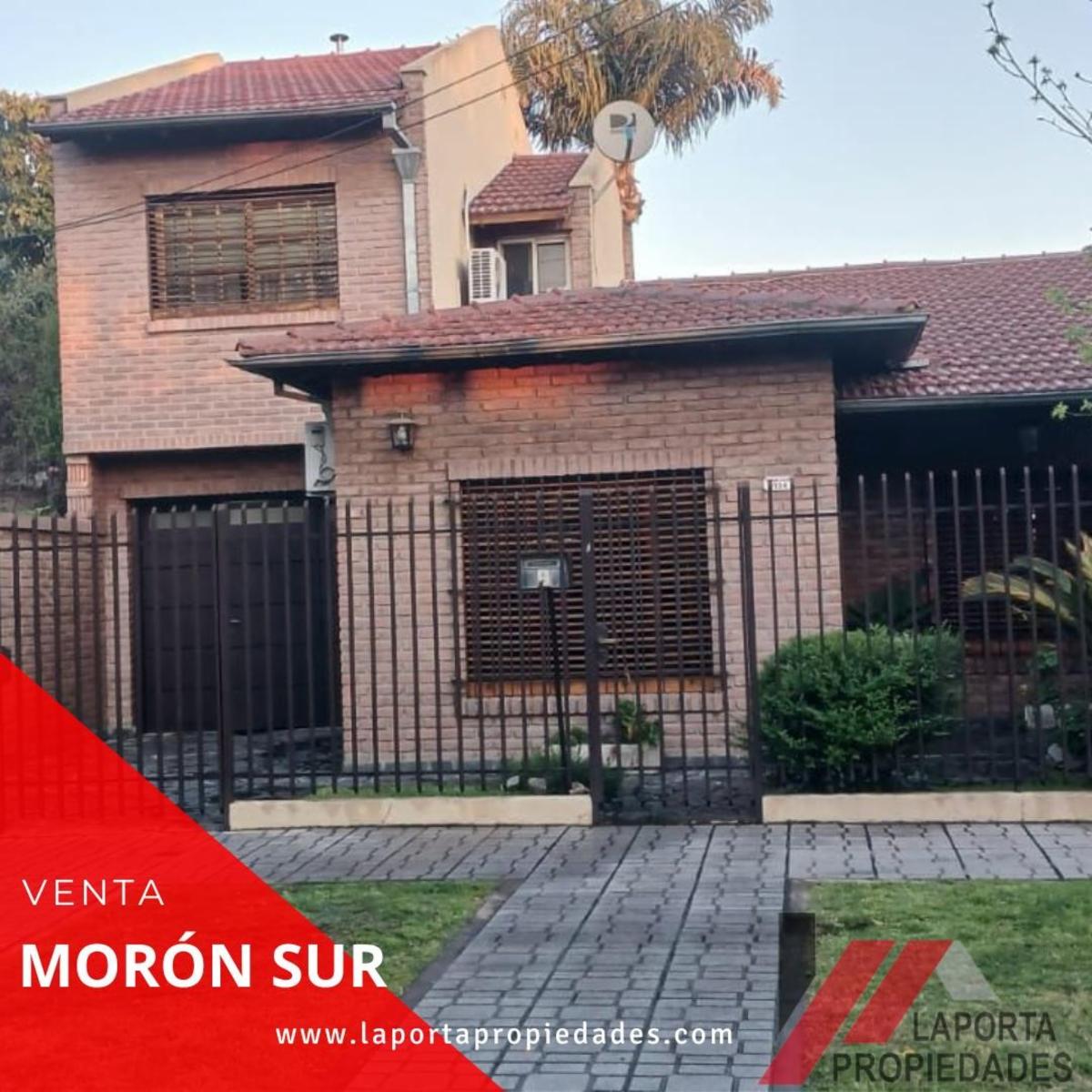 Hermosa casa en Morón sur dos plantas con 4 dormitorios, 3 baños y un quincho