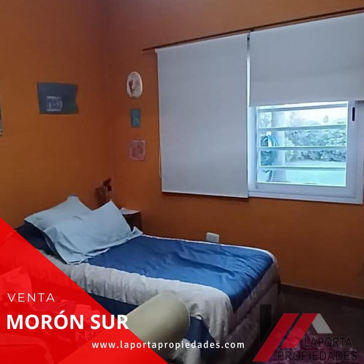 Hermosa casa en Morón sur dos plantas con 4 dormitorios, 3 baños y un quincho — foto 7