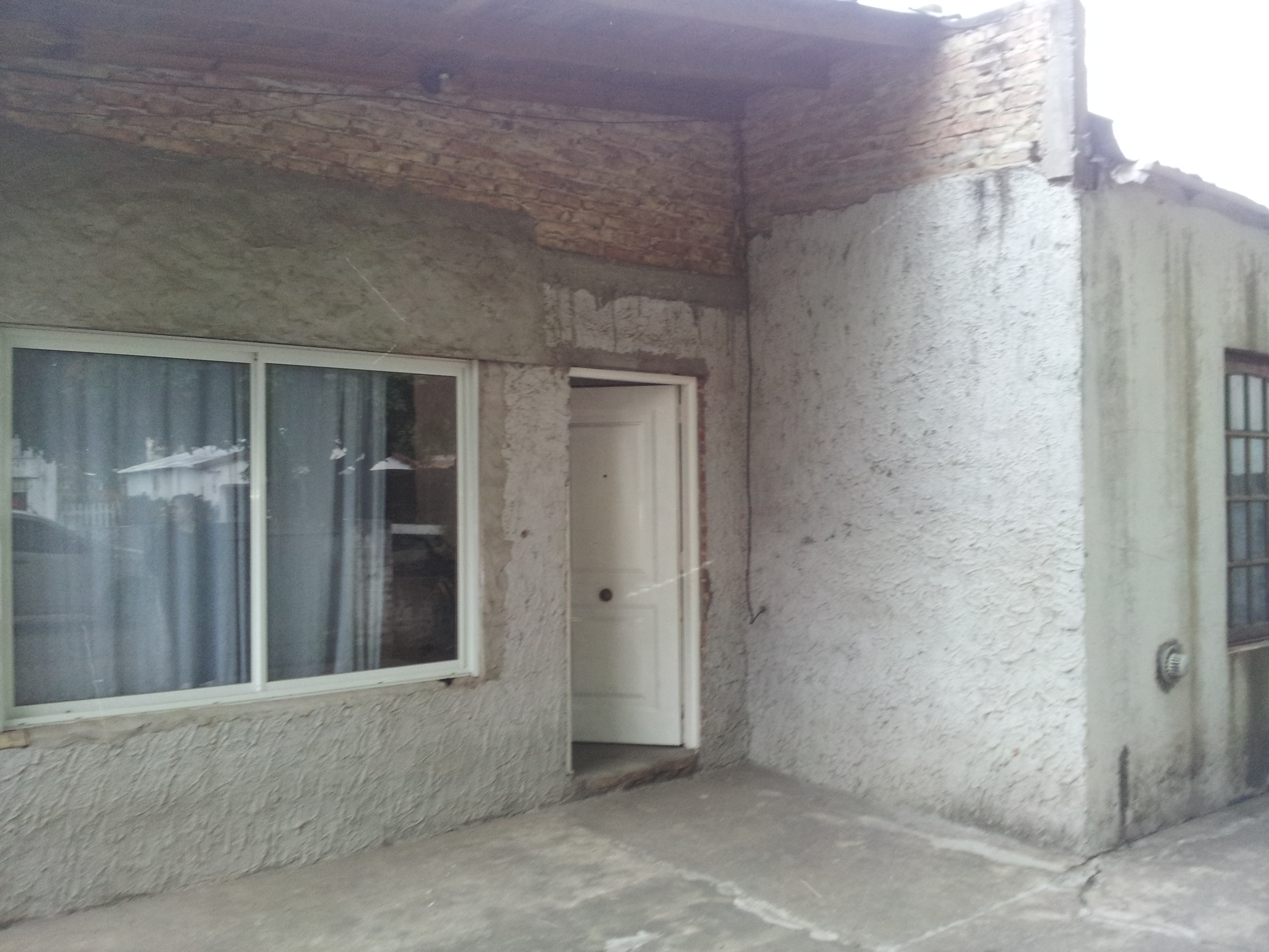 venta de casa a dos cuadras de semana de mayo