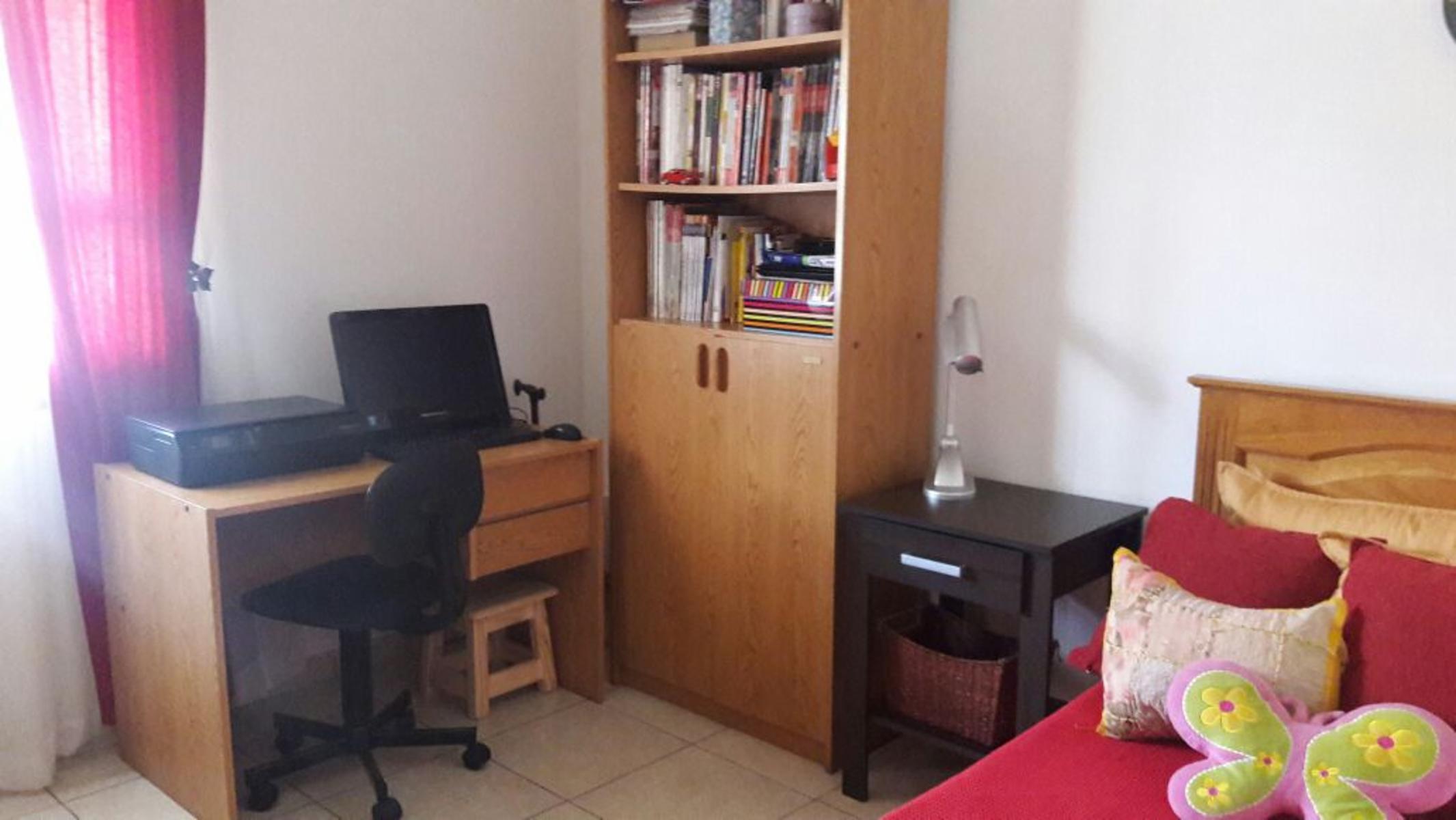 Roland Ross 7800 - Bº Quintas de Arguello. — foto 4