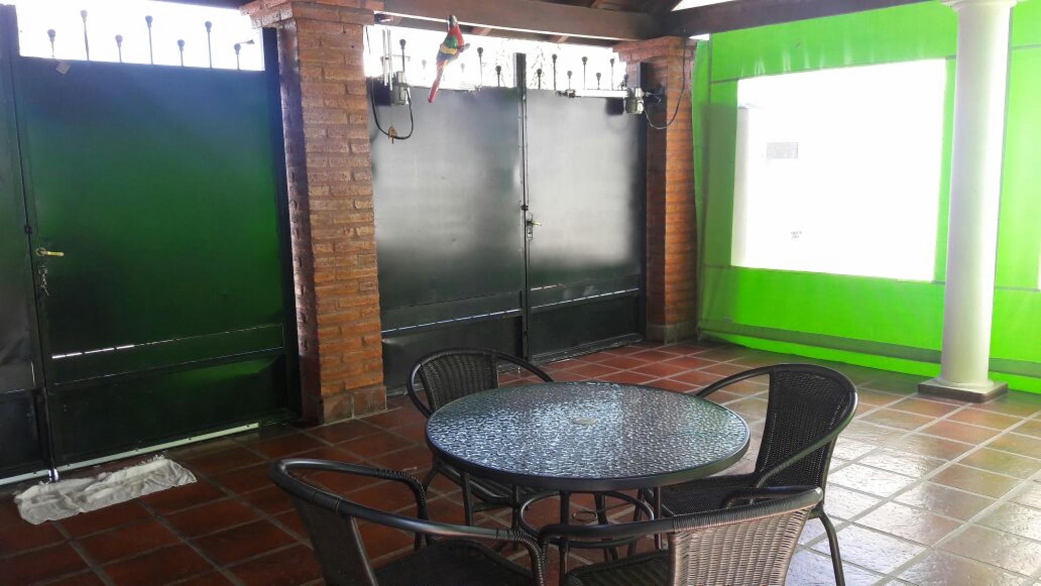Roland Ross 7800 - Bº Quintas de Arguello. — foto 15