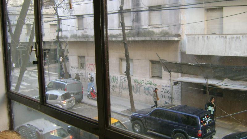Oficina en Once Primer Piso al Frente - 8