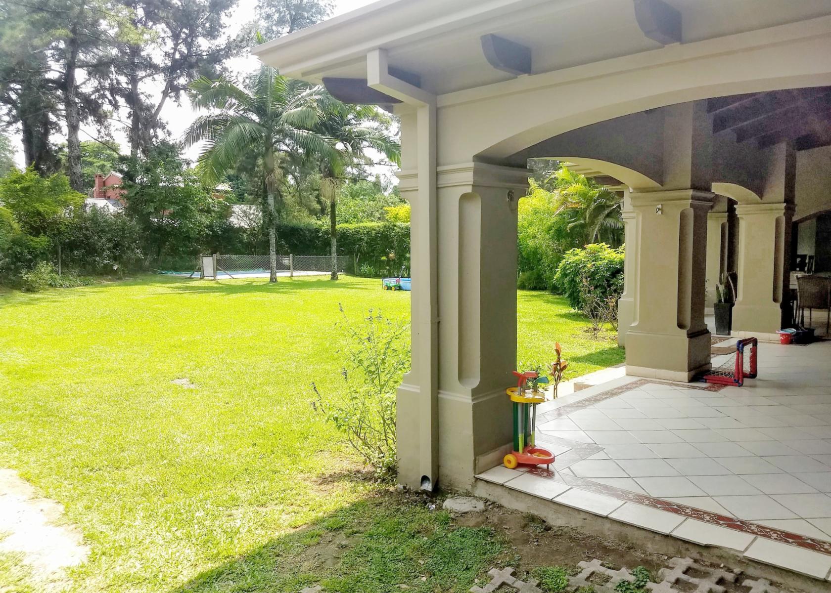 VENDO CASA EN 2 PLANTAS — foto 2